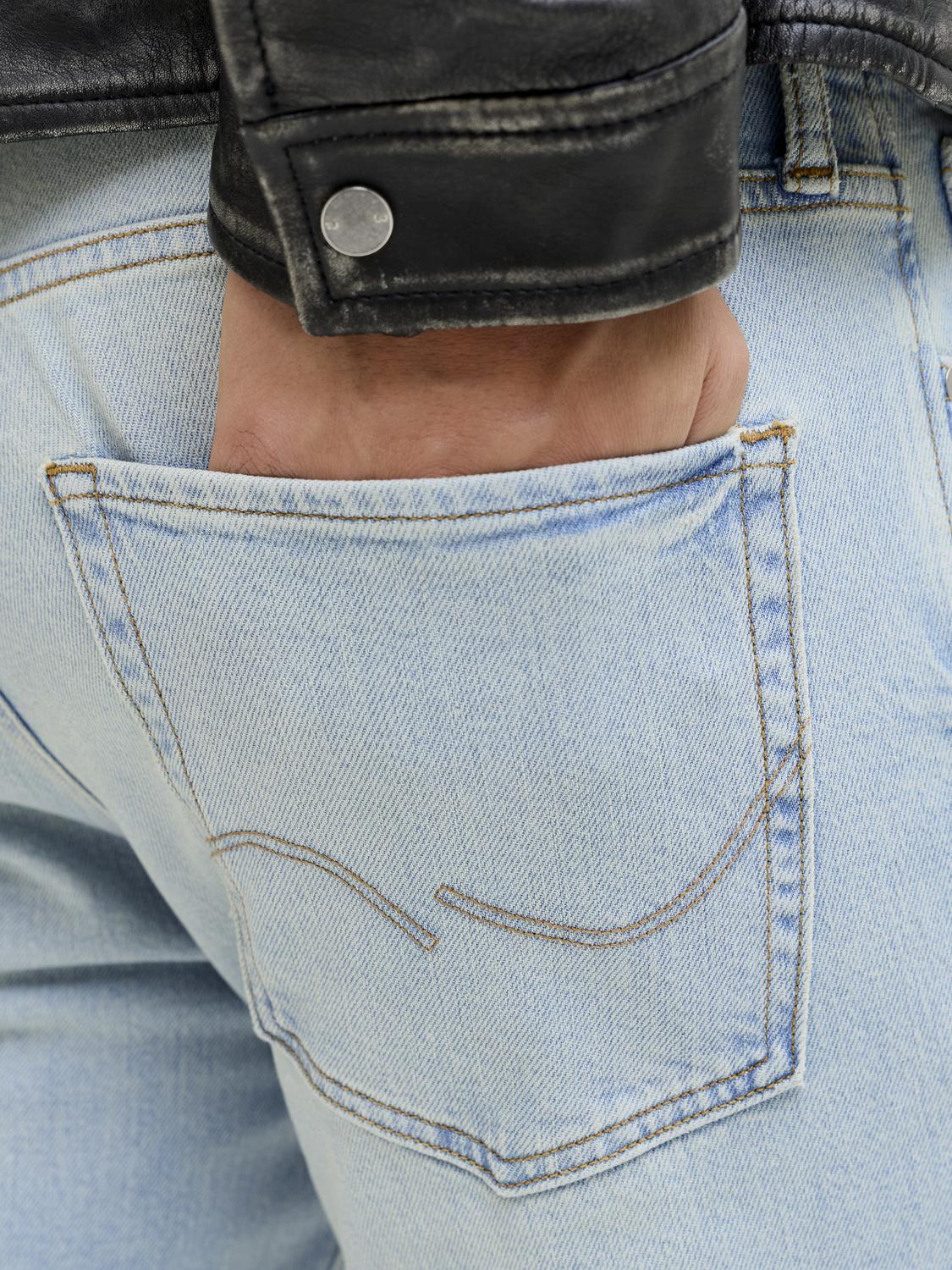 model_shot-detail